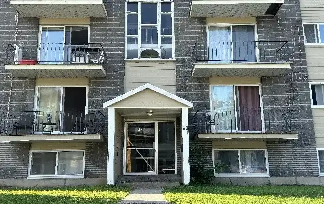 40-44 Rue Paquet, QC, G2B 1N3